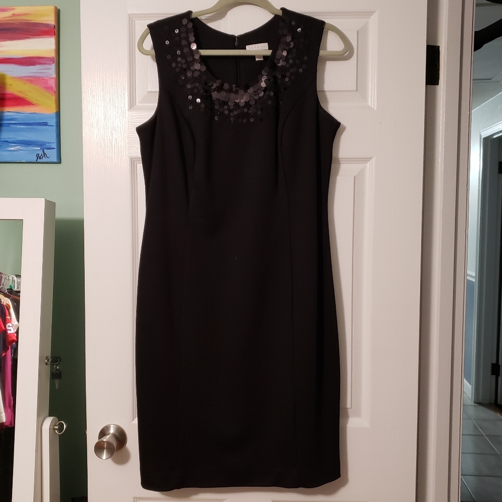 **Price Drop** Neck-Sequined Sleeveless little black dress